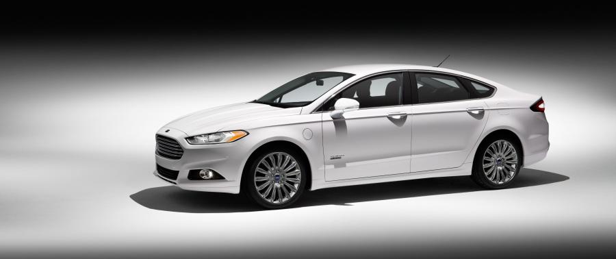  Ford Fusion 2013 года  (US) (фото 53 из 202)